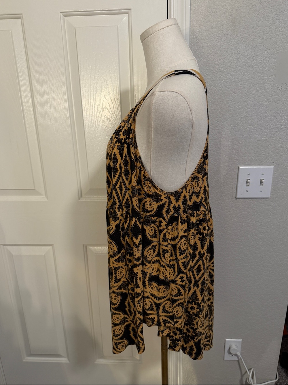 Free People Black and Tan Printed Halter Tank - Picture 4 of 5